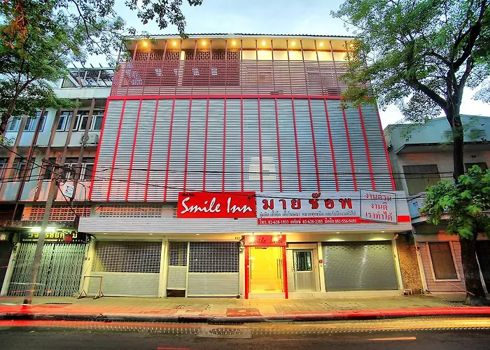 Smile Inn